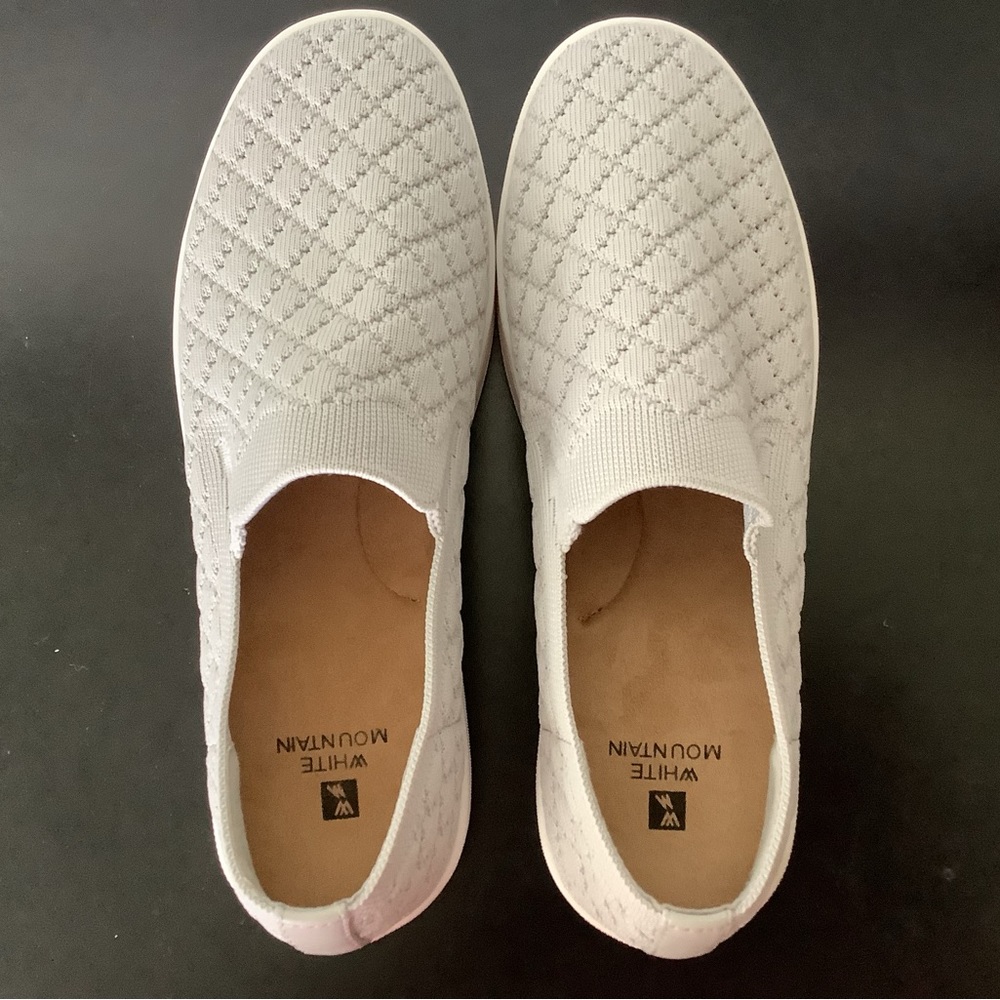 White Mountain Utopia Slip On Sneakers - Sz 8.5